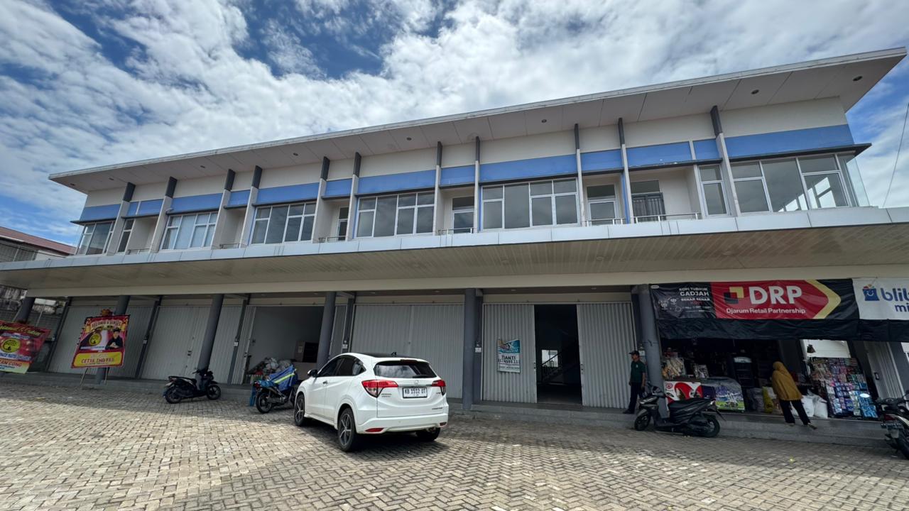 Ruko di Jl Adisucipto