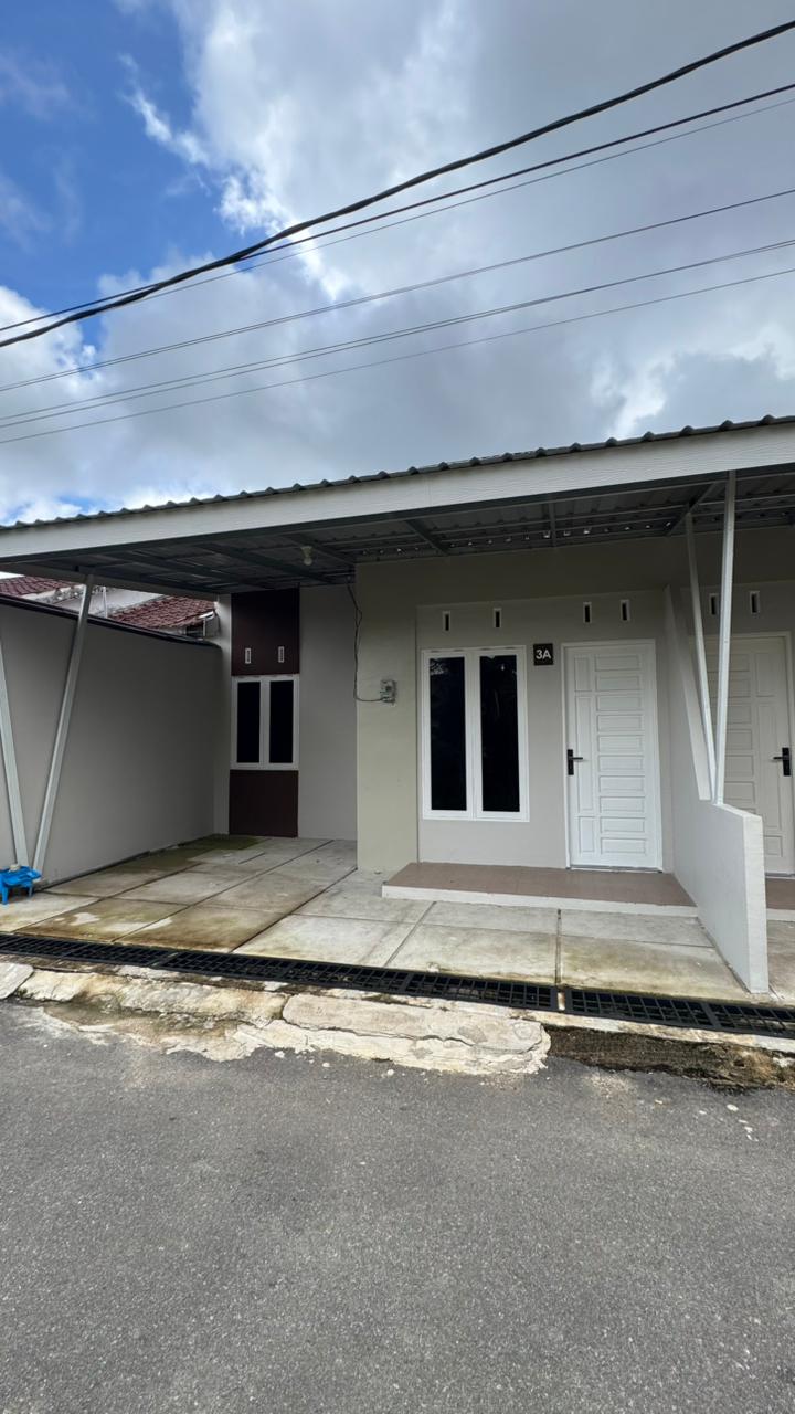 Rumah di Jl Purnama